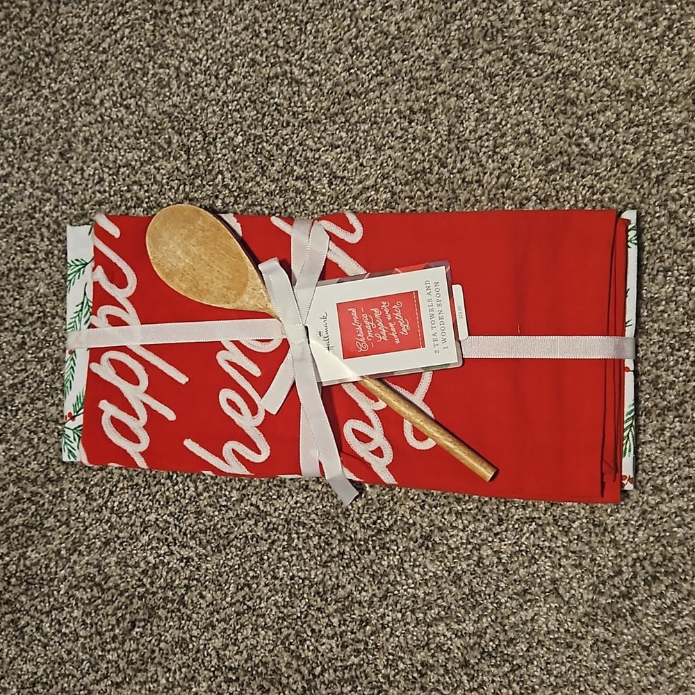 Kitchen Towels & Spoon Set